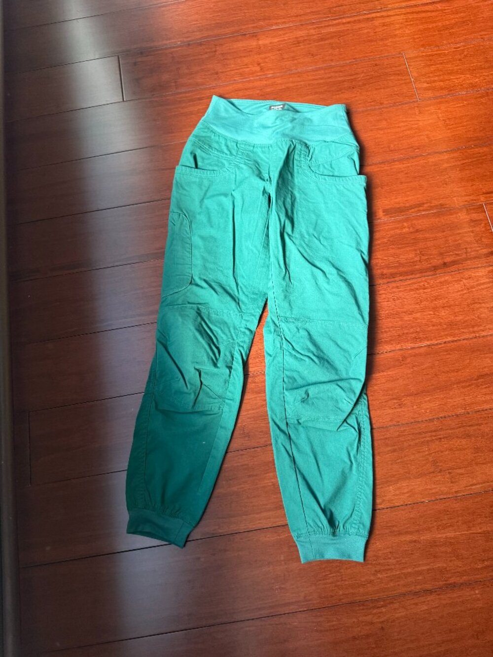 prAna Kanab Mid Rise Jogger Pants Juniper Green Organic Cotton Sz XS